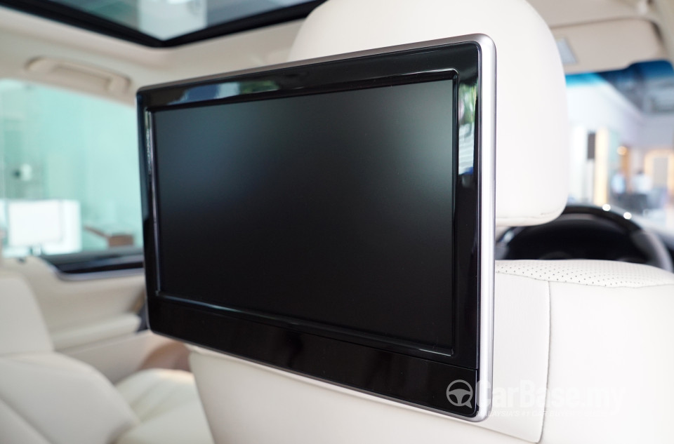 Lexus LX J200 Facelift (2015) Interior
