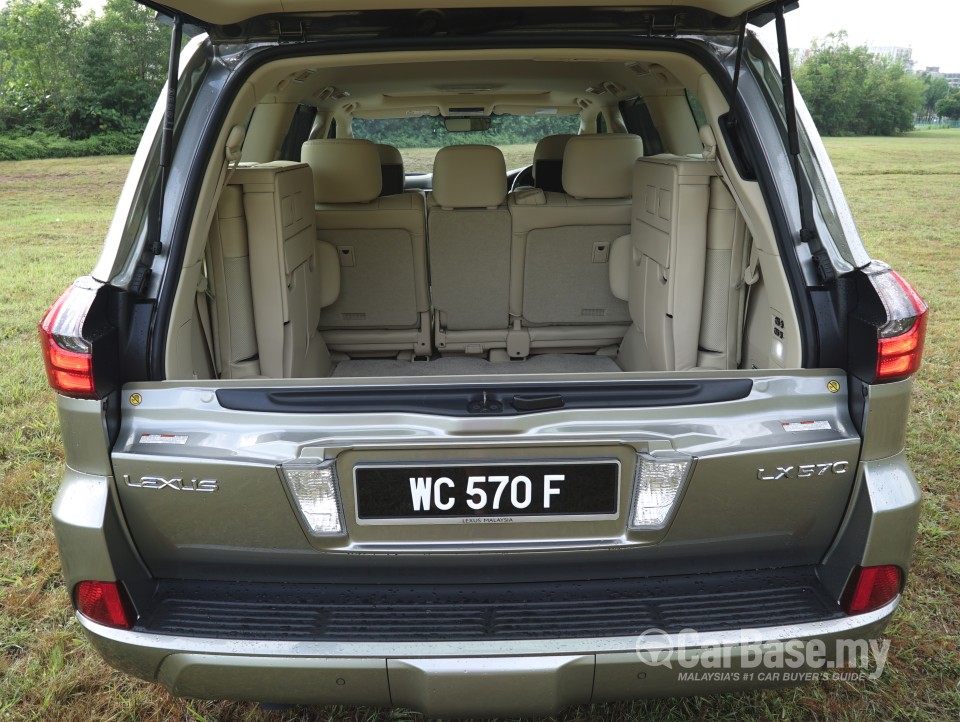 Lexus LX J200 Facelift (2015) Interior