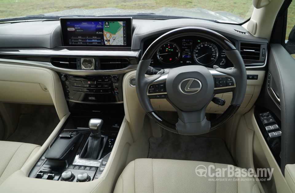 Lexus LX J200 Facelift (2015) Interior