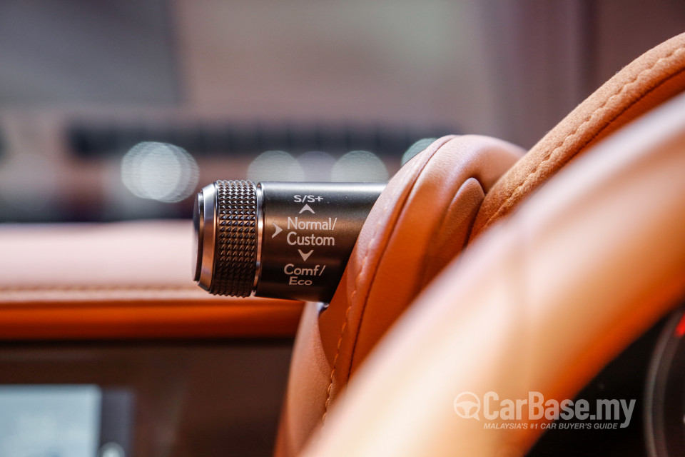 Lexus LC 1st Generation  (2017) Interior