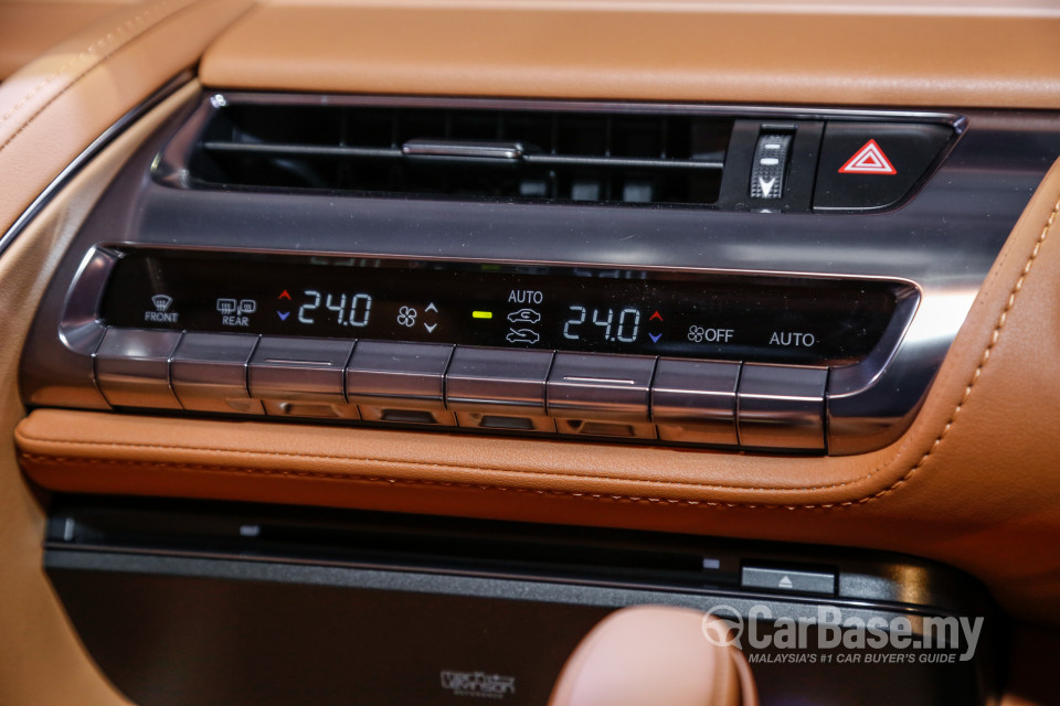 Lexus LC 1st Generation  (2017) Interior