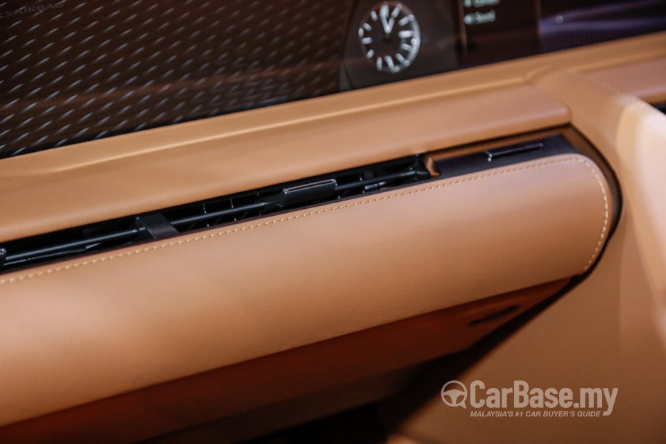 Lexus LC 1st Generation  (2017) Interior