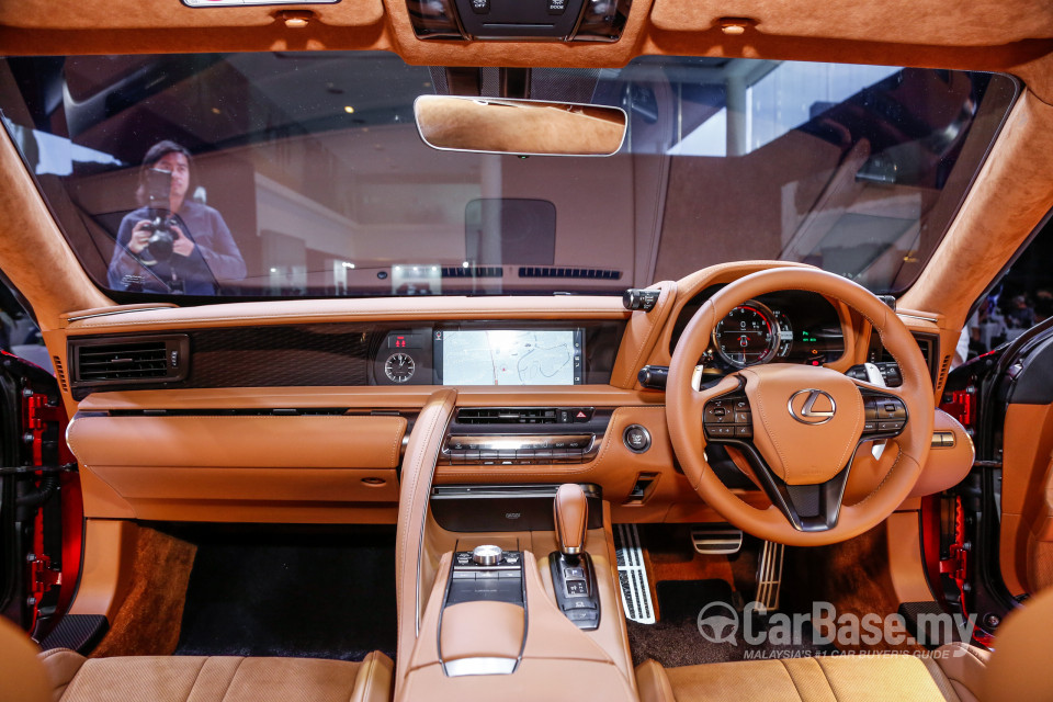Lexus LC 1st Generation  (2017) Interior