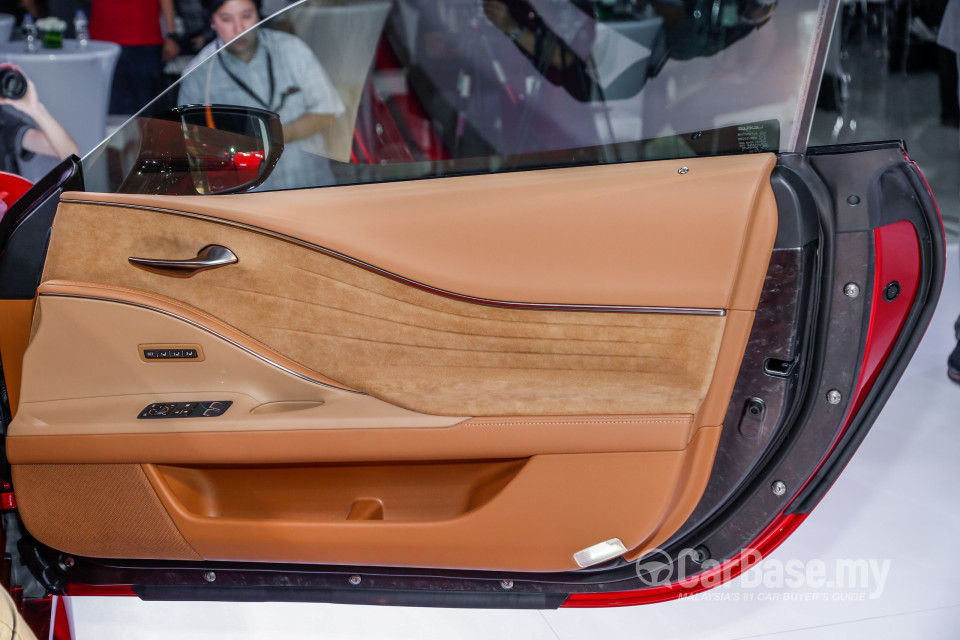 Lexus LC 1st Generation  (2017) Interior