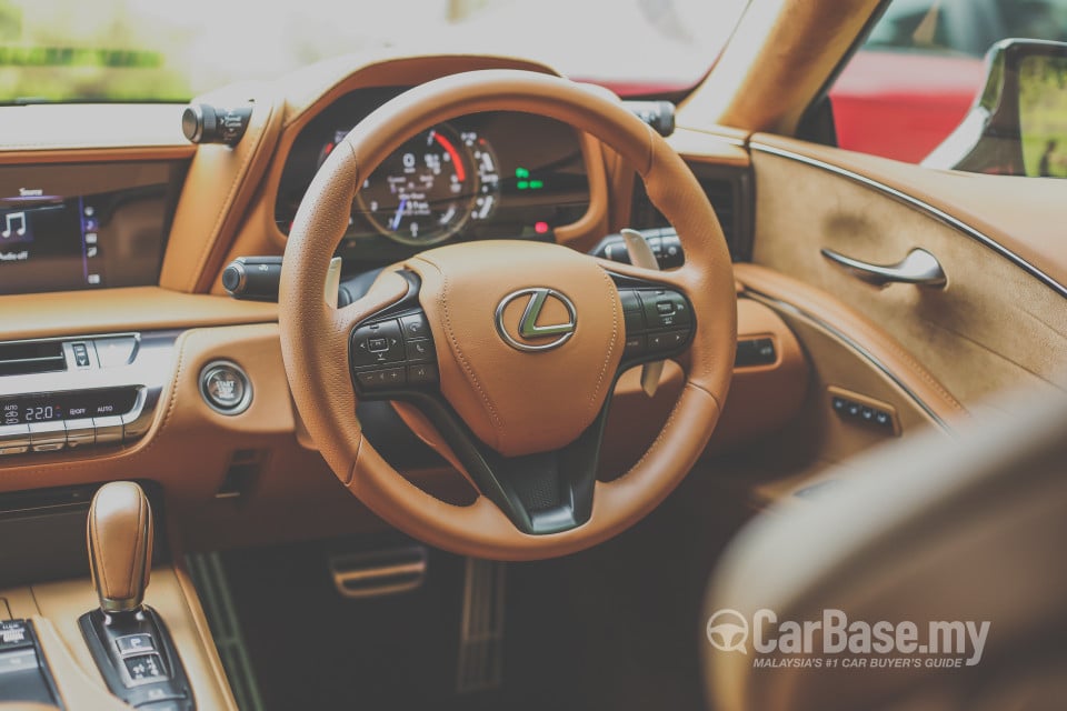 Lexus LC 1st Generation  (2017) Interior