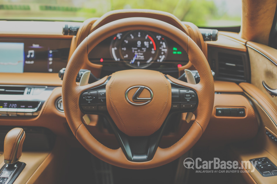 Lexus LC 1st Generation  (2017) Interior