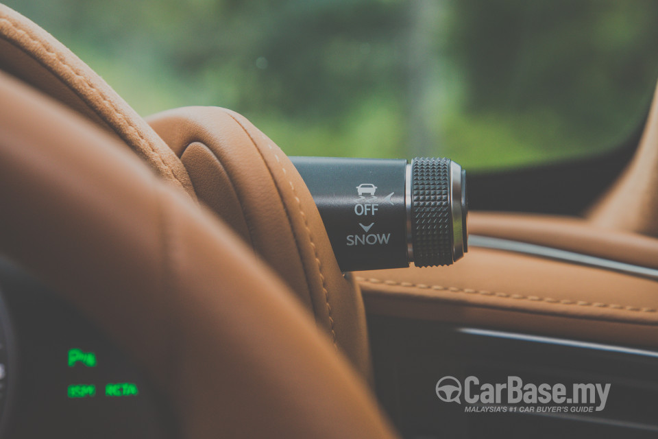 Lexus LC 1st Generation  (2017) Interior