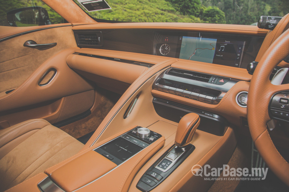 Lexus LC 1st Generation  (2017) Interior