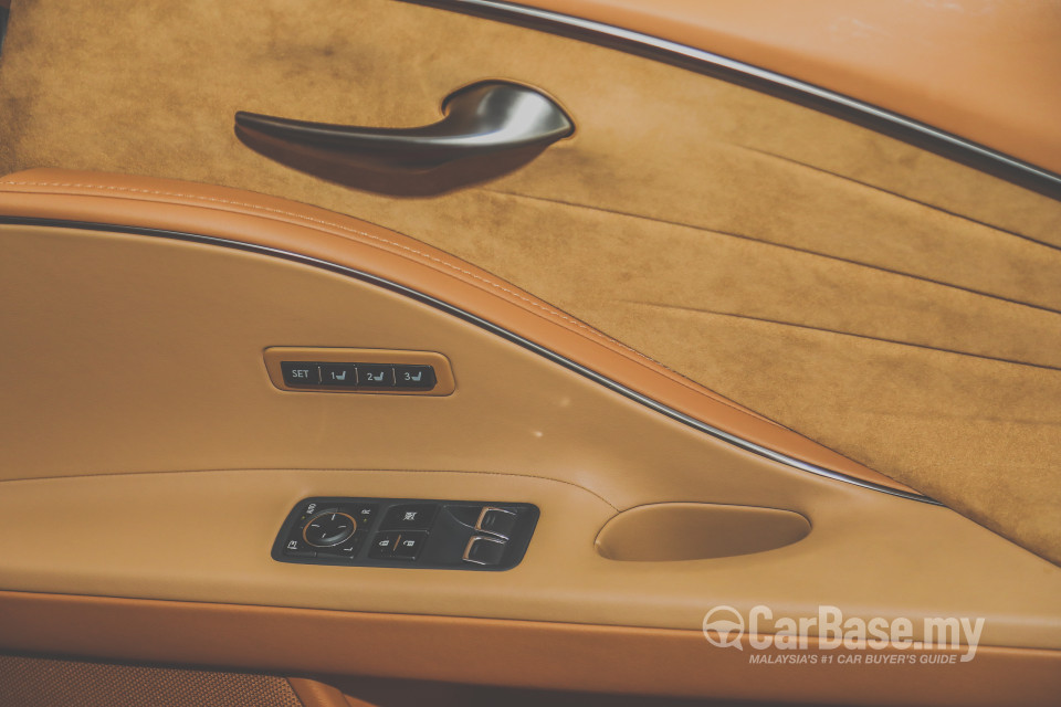 Lexus LC 1st Generation  (2017) Interior