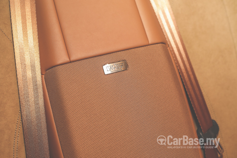Lexus LC 1st Generation  (2017) Interior