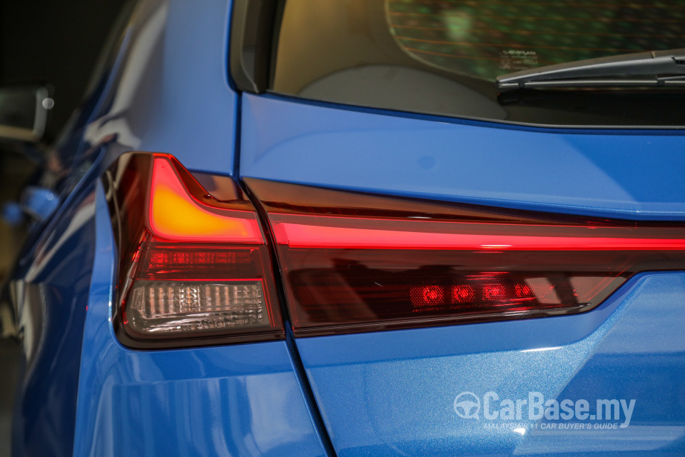 Lexus UX ZA10 (2020) Exterior