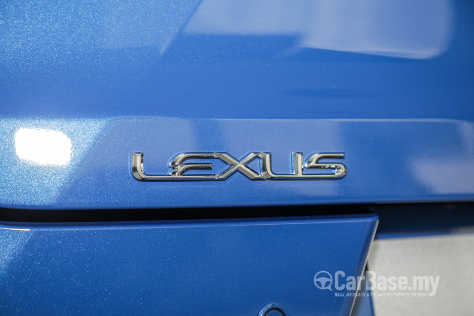 Lexus UX ZA10 (2020) Exterior