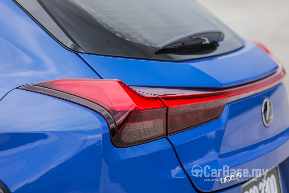 Lexus UX ZA10 (2020) Exterior