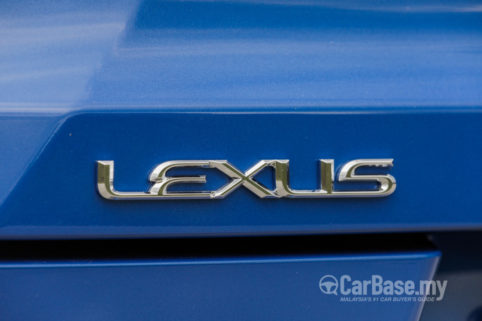Lexus UX ZA10 (2020) Exterior