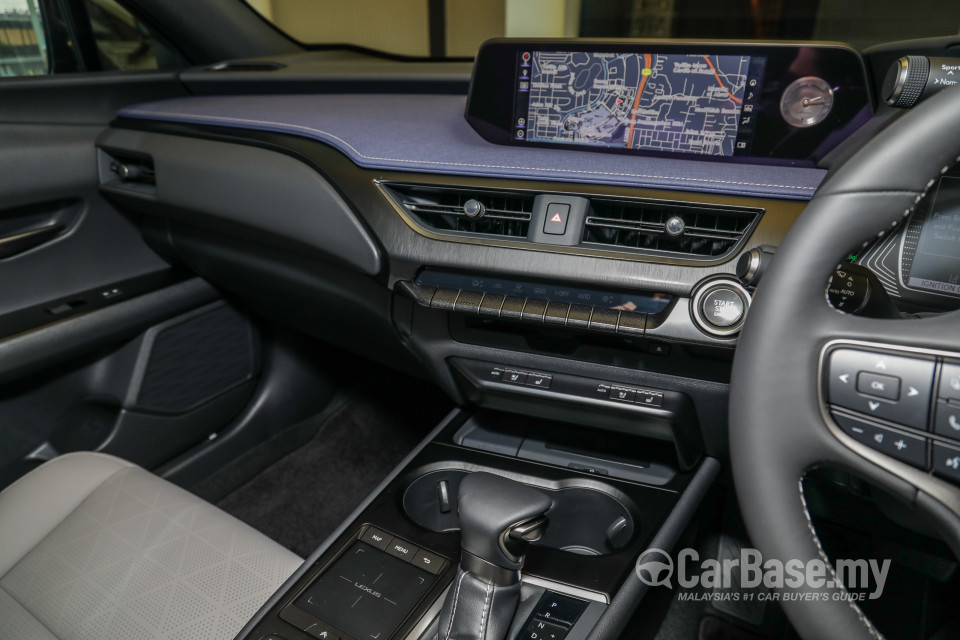 Lexus UX ZA10 (2020) Interior