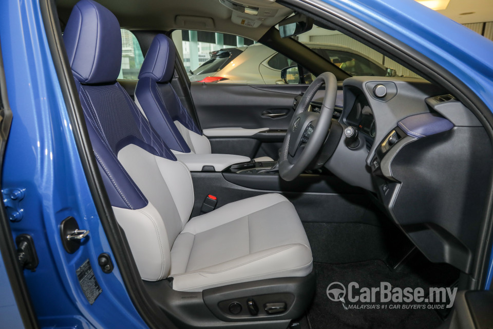 Lexus UX ZA10 (2020) Interior