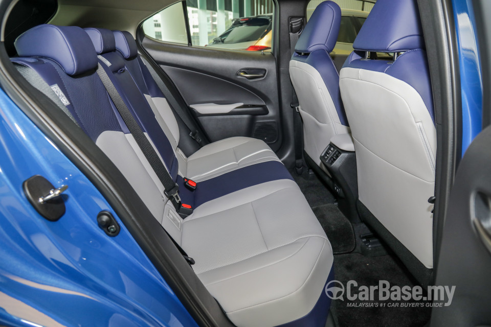 Lexus UX ZA10 (2020) Interior