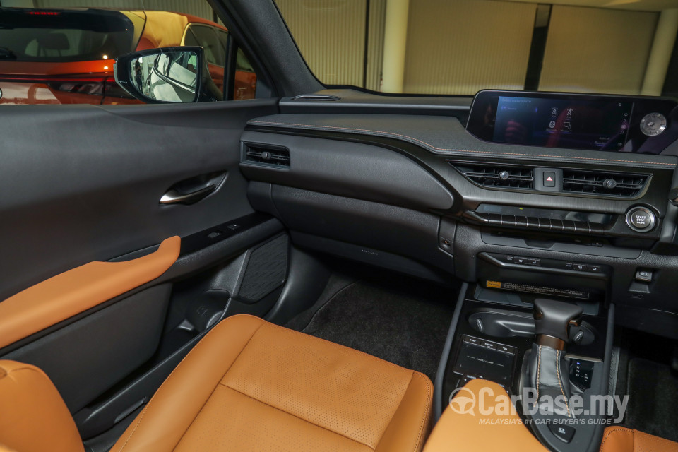 Lexus UX ZA10 (2020) Interior