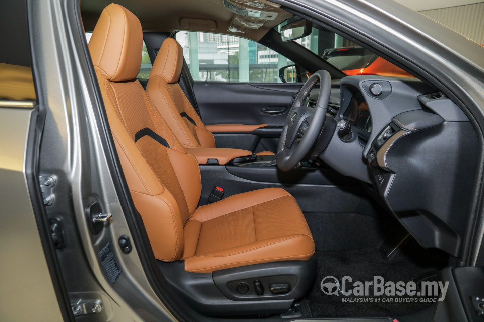 Lexus UX ZA10 (2020) Interior