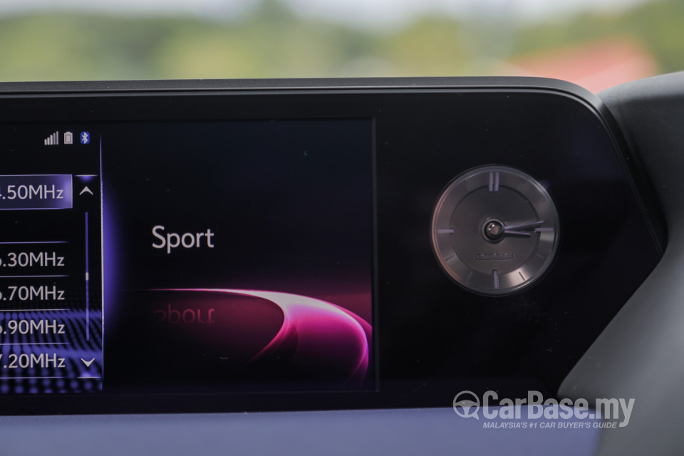 Lexus UX ZA10 (2020) Interior