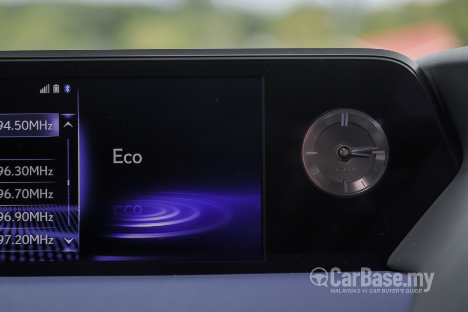 Lexus UX ZA10 (2020) Interior
