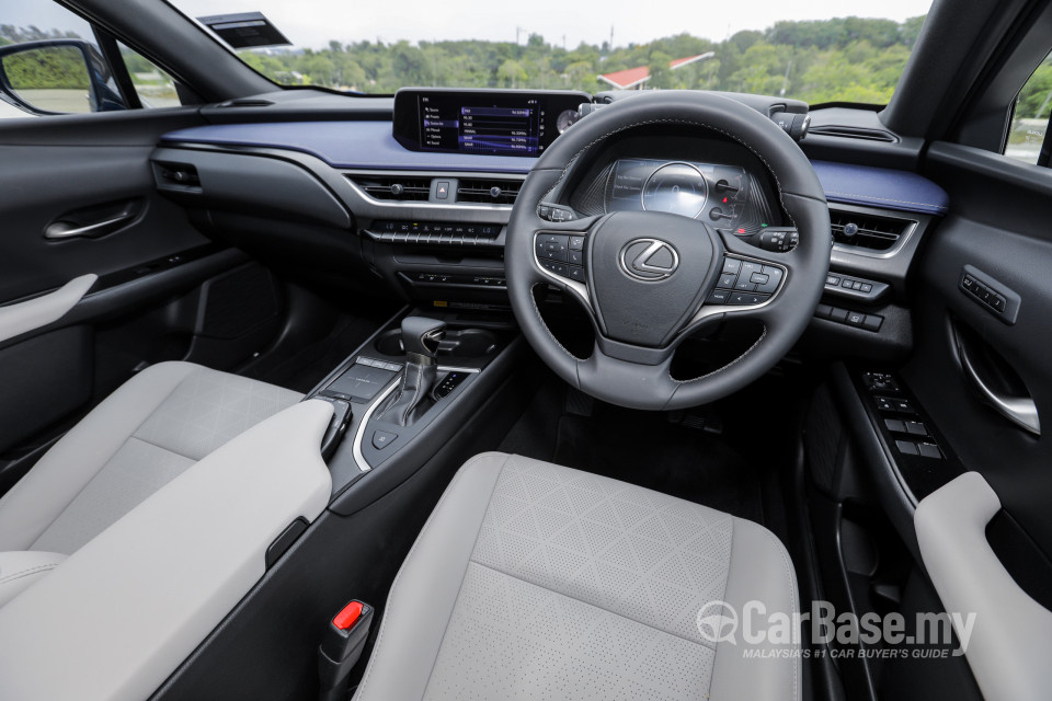 Lexus UX ZA10 (2020) Interior