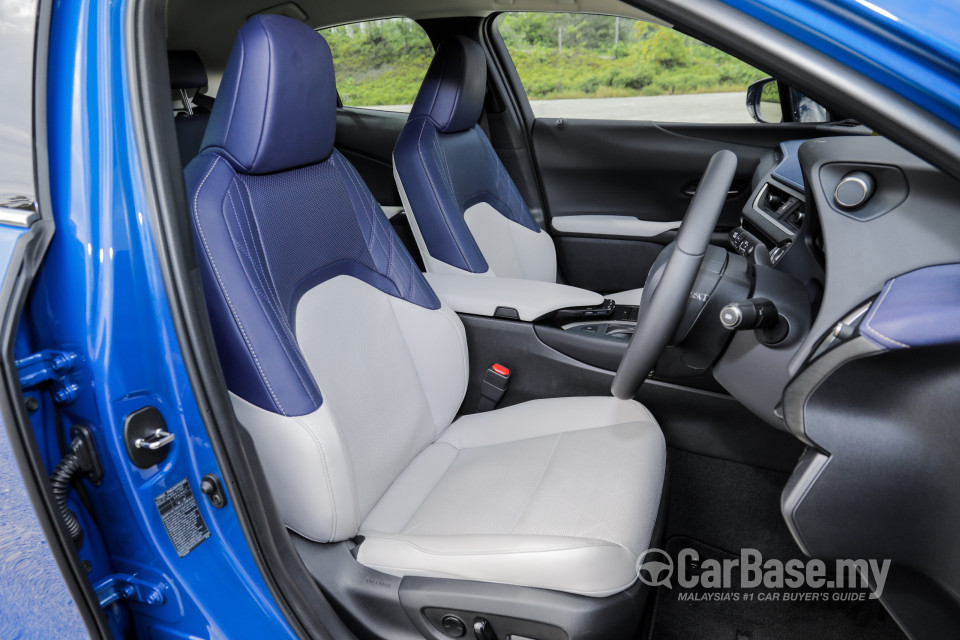 Lexus UX ZA10 (2020) Interior