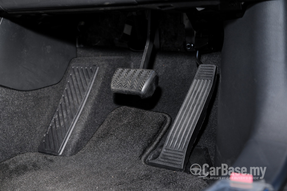 Lexus UX ZA10 (2020) Interior