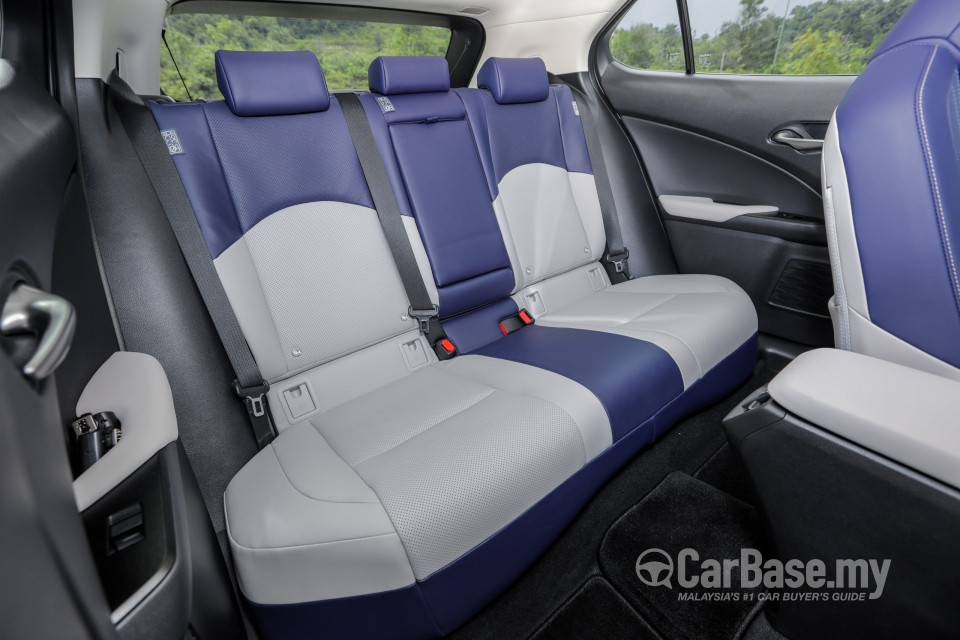 Lexus UX ZA10 (2020) Interior