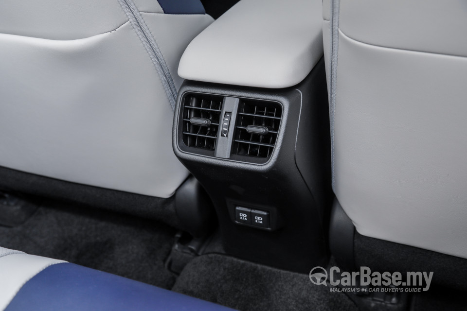 Lexus UX ZA10 (2020) Interior