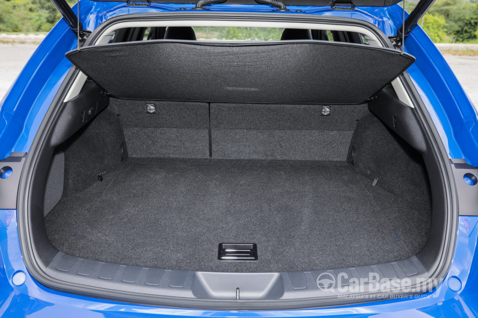 Lexus UX ZA10 (2020) Interior