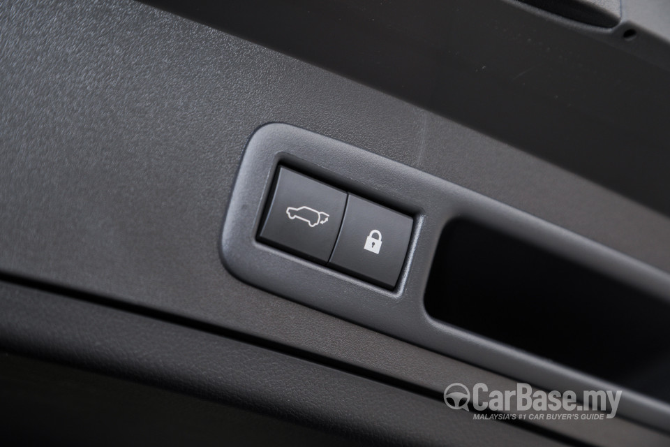 Lexus UX ZA10 (2020) Interior