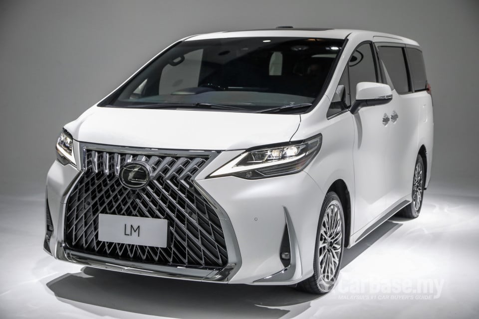 Lexus LM AYH36 (2021) Exterior