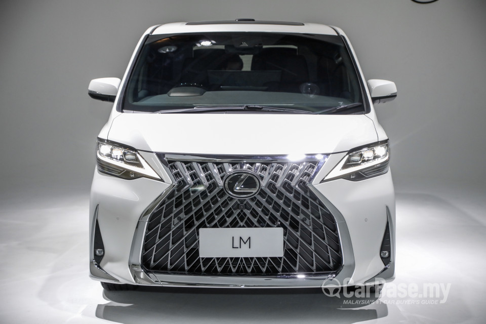 Lexus LM AYH36 (2021) Exterior