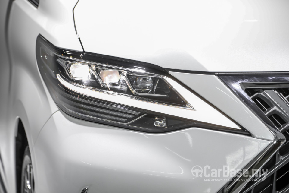 Lexus LM AYH36 (2021) Exterior