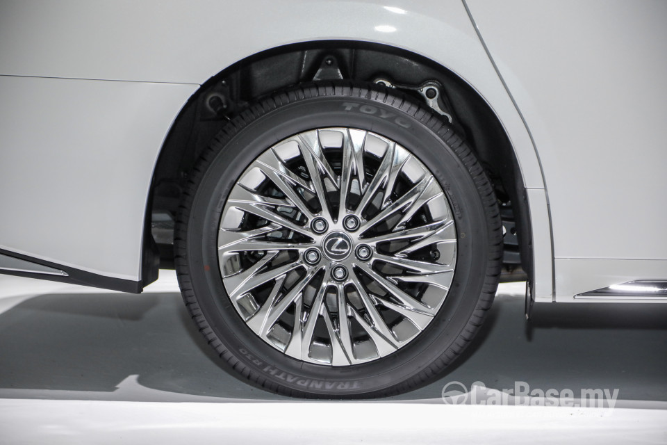 Lexus LM AYH36 (2021) Exterior