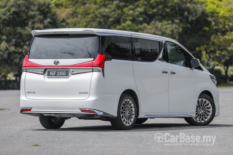 Lexus LM AYH36 (2021) Exterior