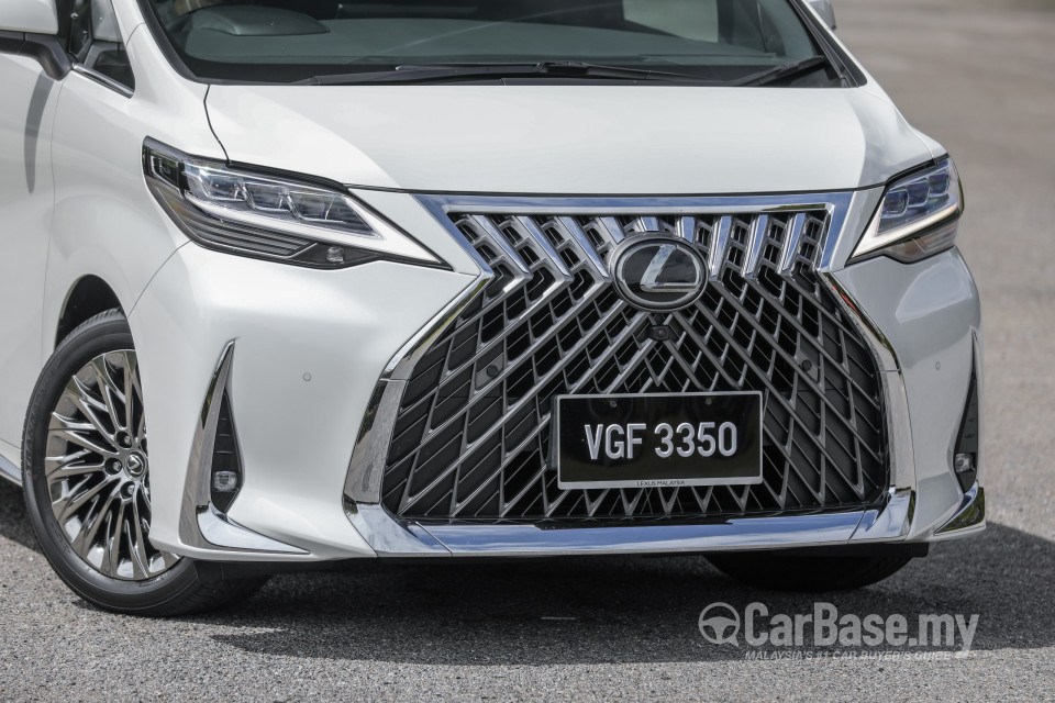 Lexus LM AYH36 (2021) Exterior