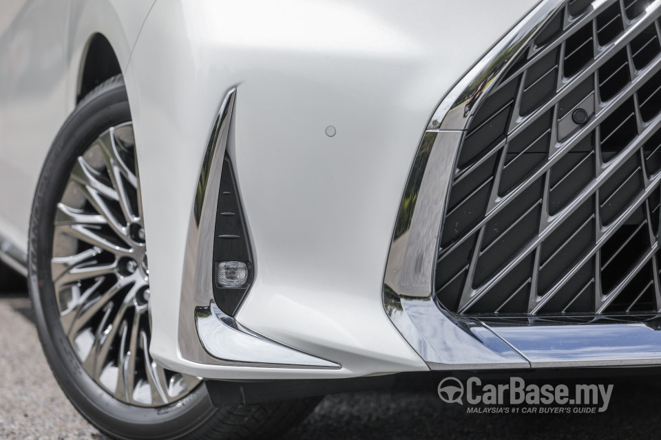Lexus LM AYH36 (2021) Exterior