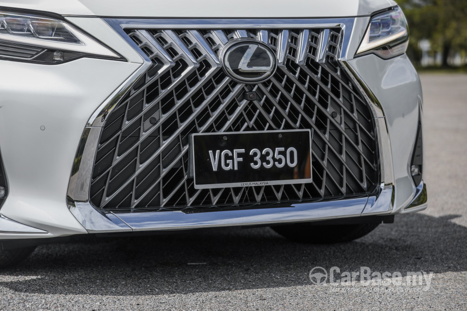 Lexus LM AYH36 (2021) Exterior