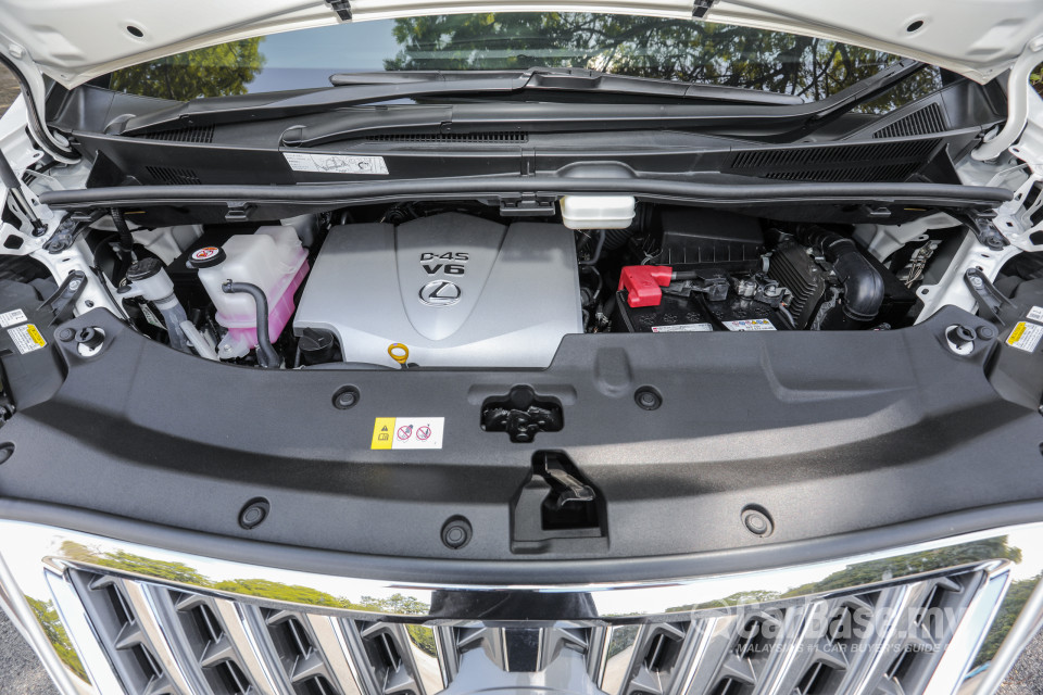 Lexus LM AYH36 (2021) Exterior