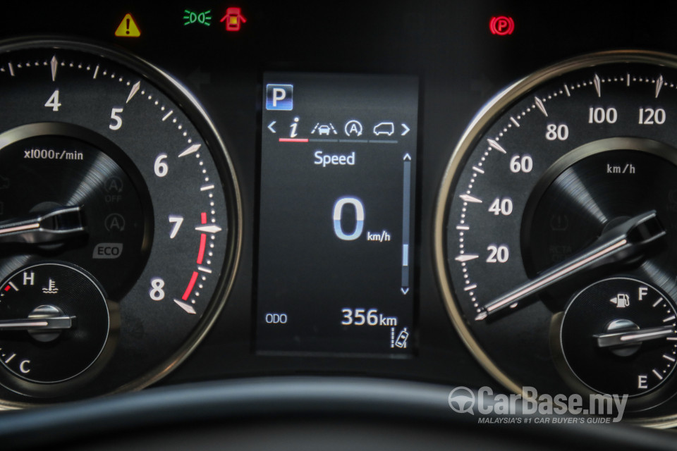 Lexus LM AYH36 (2021) Interior