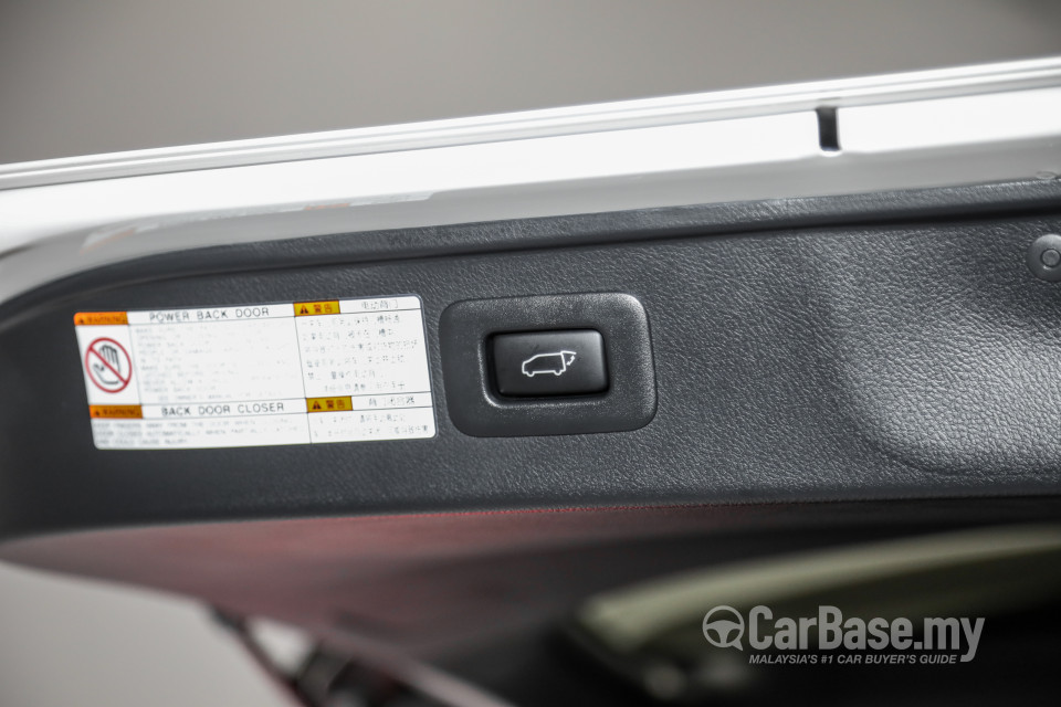 Lexus LM AYH36 (2021) Interior