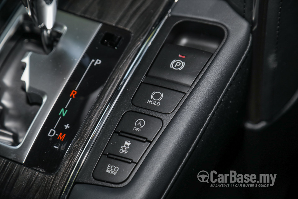 Lexus LM AYH36 (2021) Interior