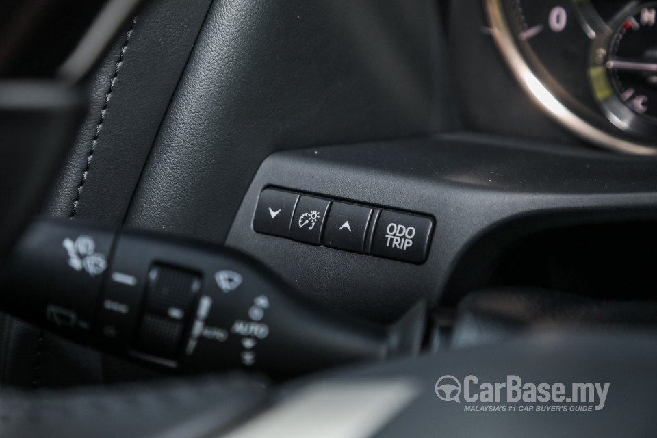 Lexus LM AYH36 (2021) Interior