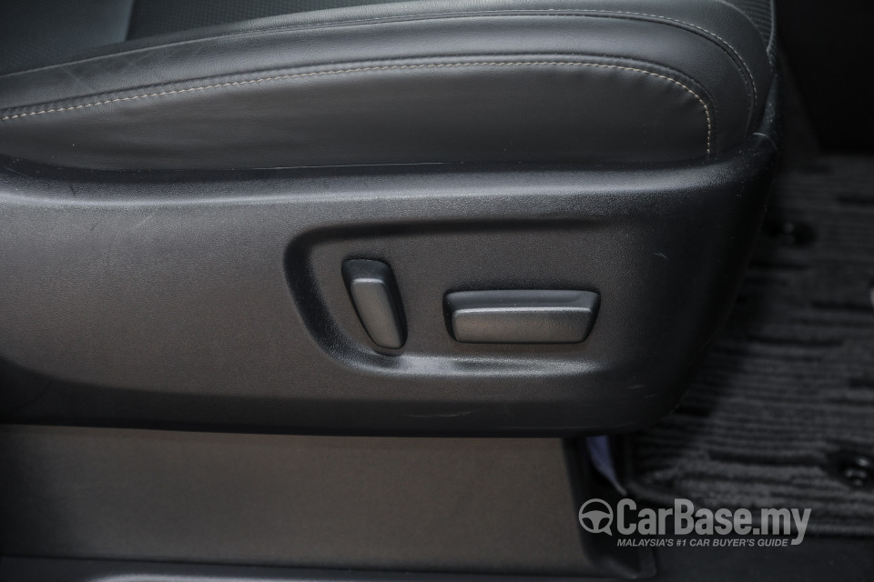 Lexus LM AYH36 (2021) Interior