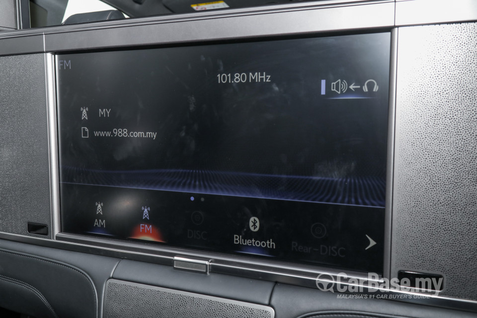 Lexus LM AYH36 (2021) Interior