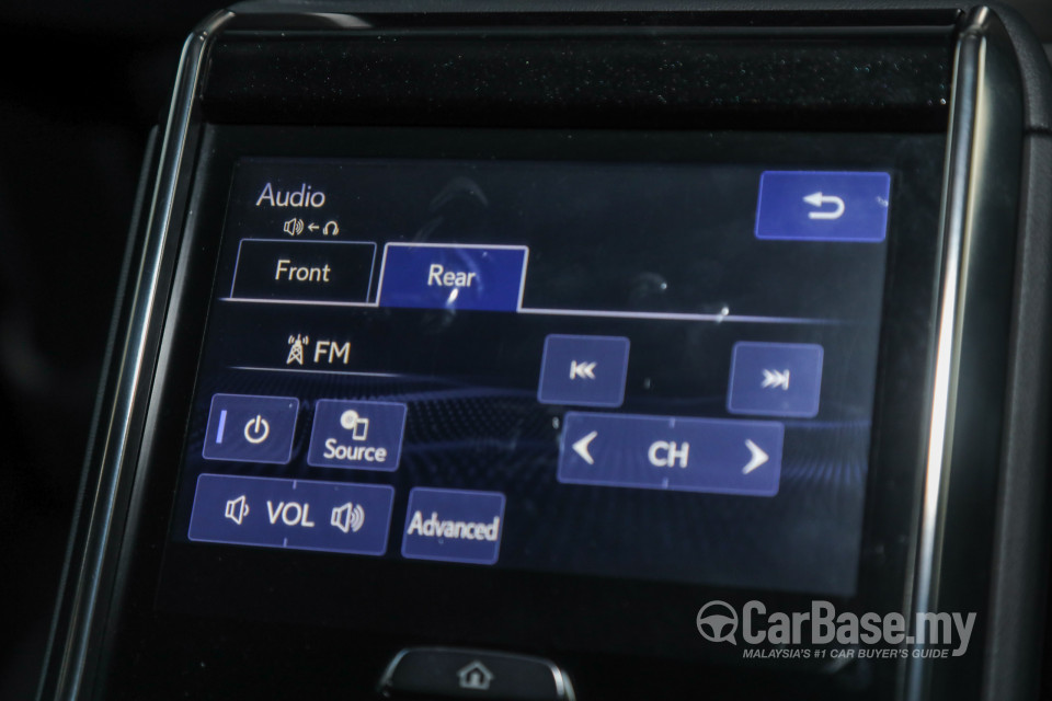 Lexus LM AYH36 (2021) Interior