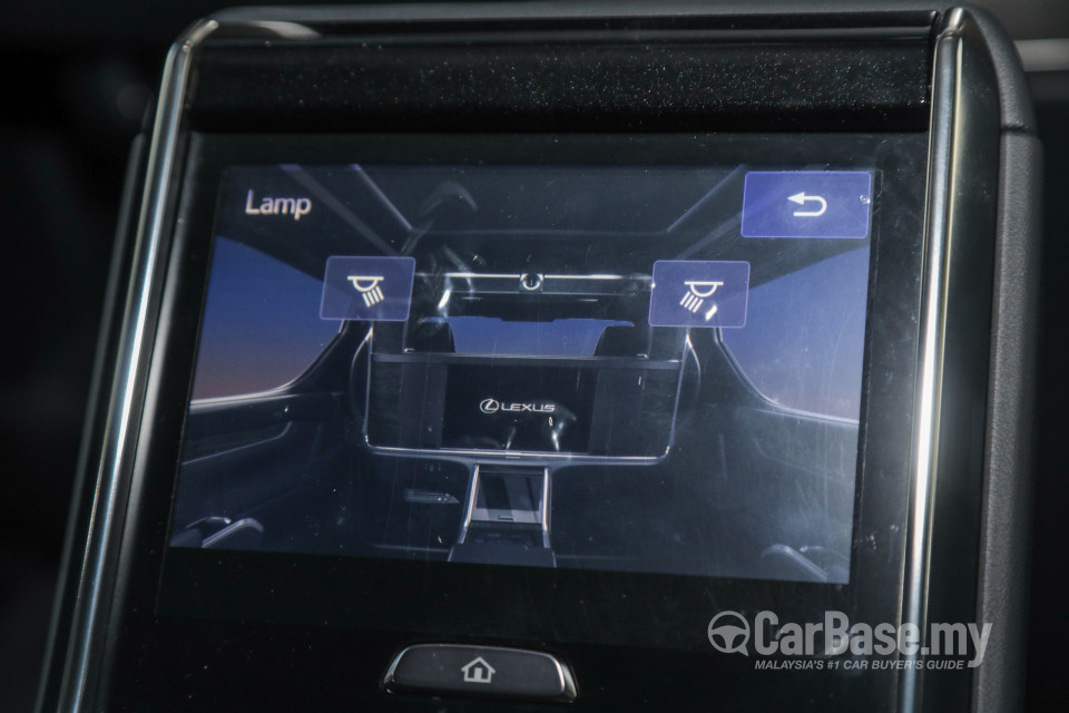 Lexus LM AYH36 (2021) Interior