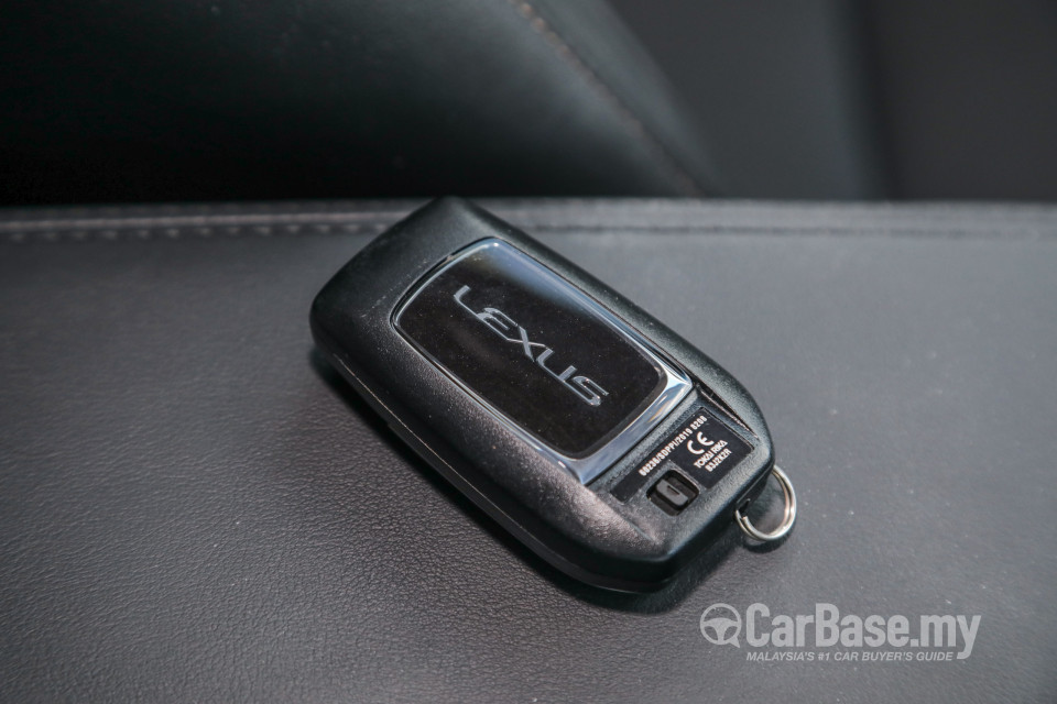 Lexus LM AYH36 (2021) Interior